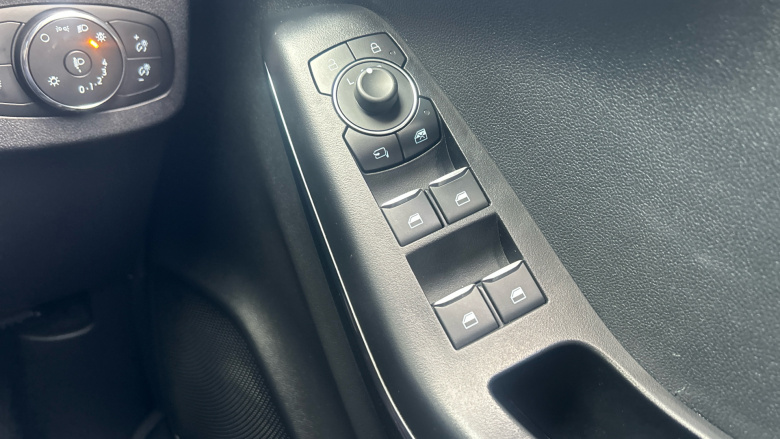 Ford Puma 1.0 EcoBoost Hybrid mHEV 155 Titanium 5dr Petrol Hatchback